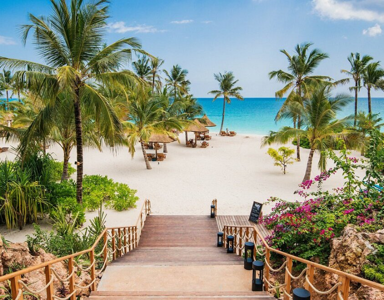 كبار الشخصيات  باقة سياحة 3 أيام في زنجبار